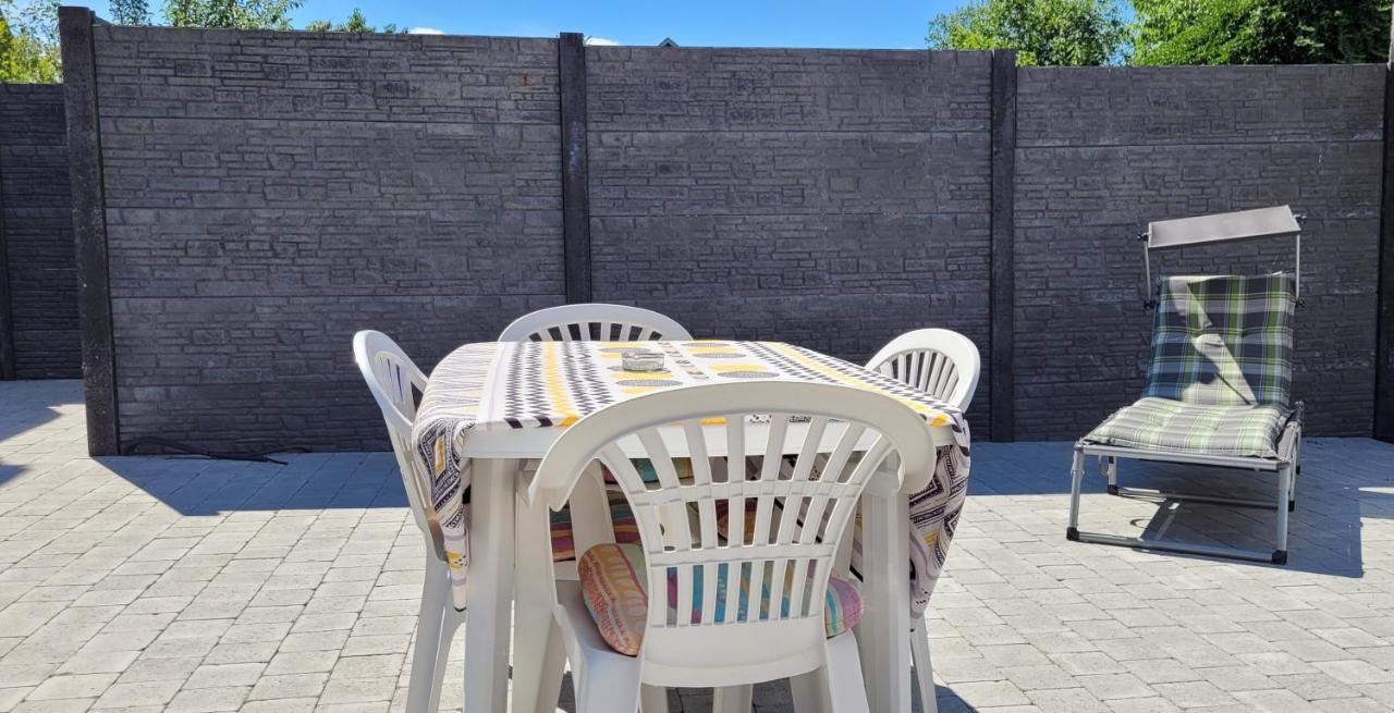 Il Vialetto, Appartement Capri, Spacieux, Tout Confort, Au Calme Jeumont エクステリア 写真